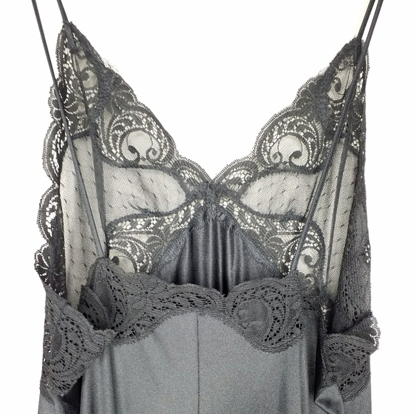 Vintage Patricia Black Lace Nightgown & Robe Set Gothic Morticia Wednesday Style - Picture 5 of 13